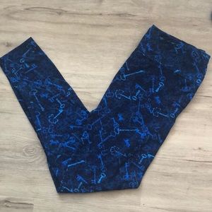 LulaRoe tall and curvy key leggings